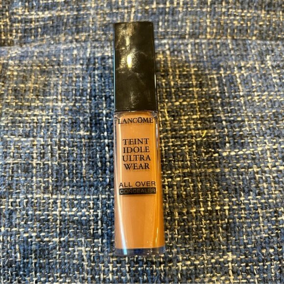 Lancome WEAR ALL OVER CONCEALER 550 Suede 15 Moka - Picture 6 of 6